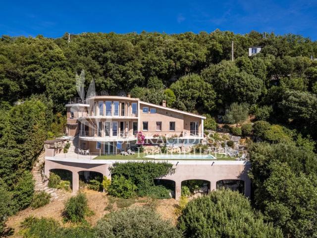 Maison vente à Grasse, Cabris
