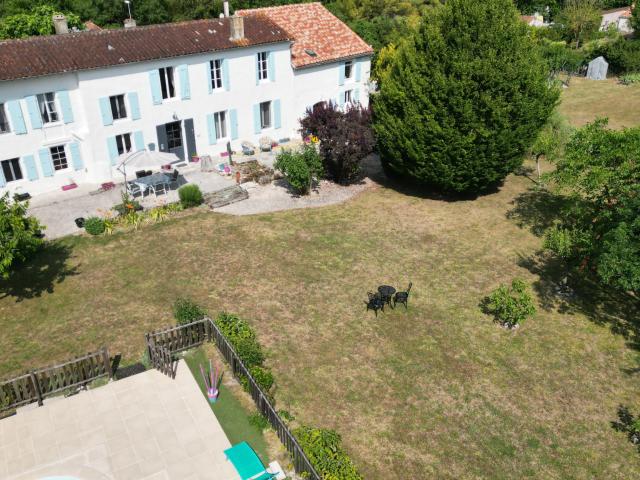Maison vente à Saint-Jean-d'Angély, Bignay