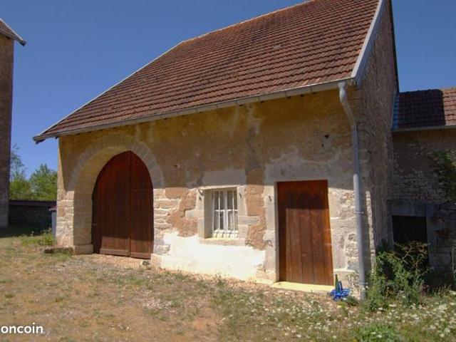 Maison vente à Vesoul, Mailley-et-chazelot