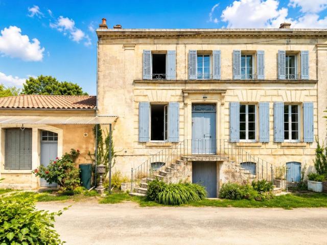 Maison vente à Saint-Jean-d'Angély, Taillebourg