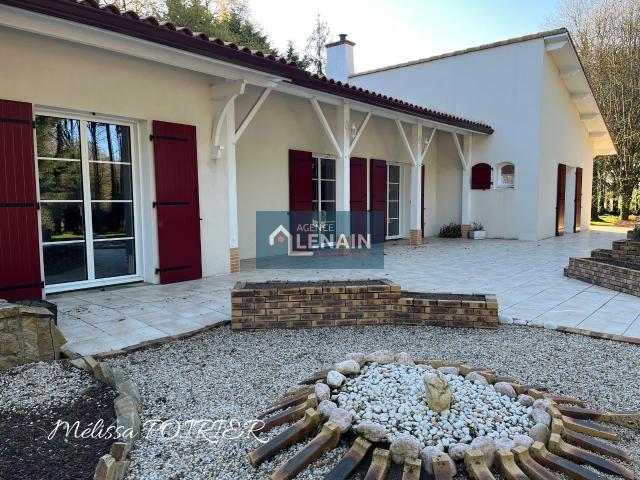 Maison vente à Les Gats, Saint-Martin-des-Tilleuls