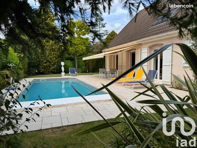 Maison vente à Noisy-le-roi