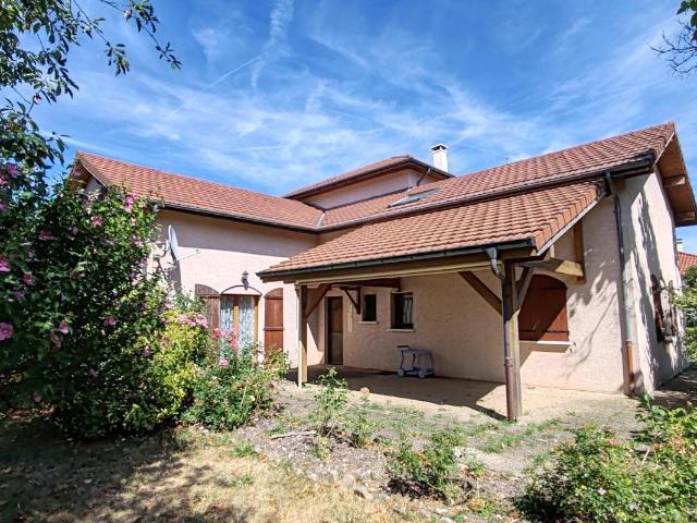Maison vente à Saint-Genis-Pouilly, Ain