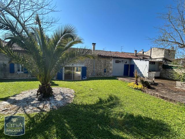 Maison vente à Angoulême, Aignes-et-puypéroux