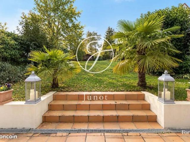 Maison vente à Nanterre, Rueil-malmaison