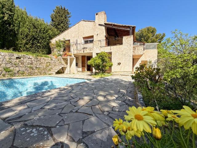 Maison vente à Grasse, Châteauneuf-grasse