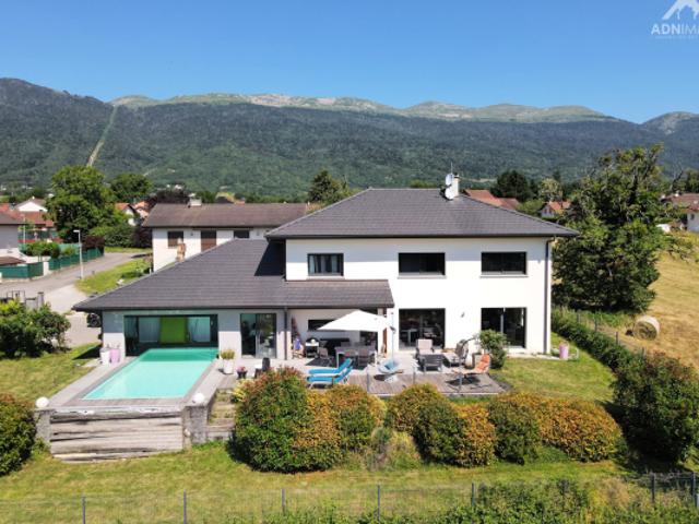Maison vente à Gex, Saint-genis-pouilly