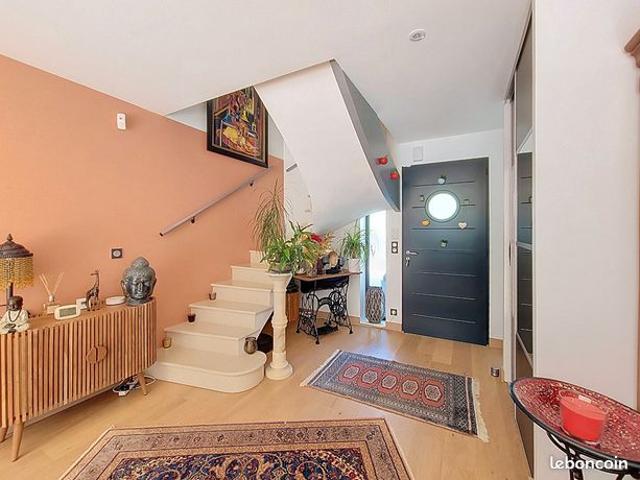 Maison vente à Bordeaux, Le Pian-médoc
