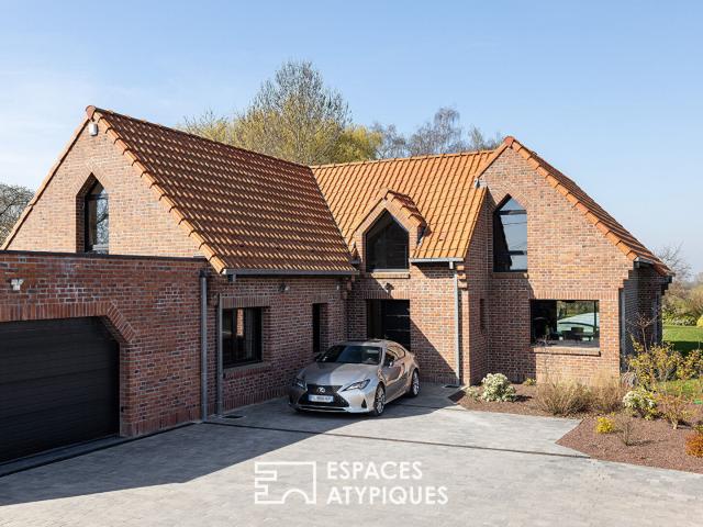 Maison vente à Lille, Attiches