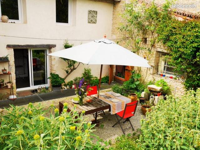 Maison vente à La Rochelle, Benon