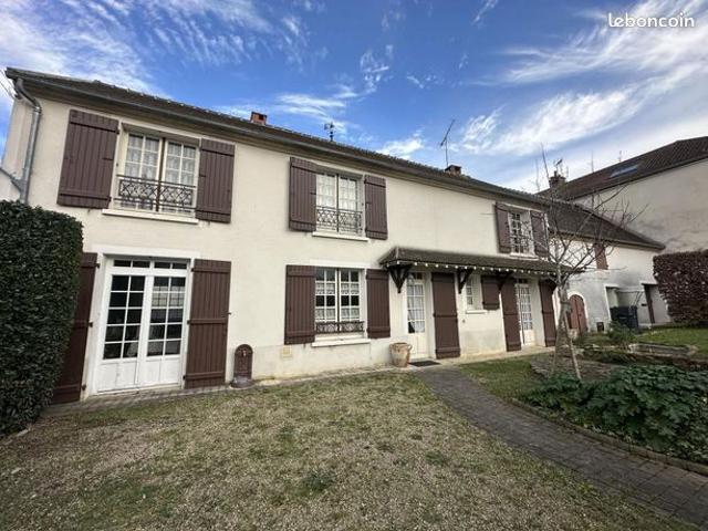 Maison vente à Meaux, Isles-les-meldeuses
