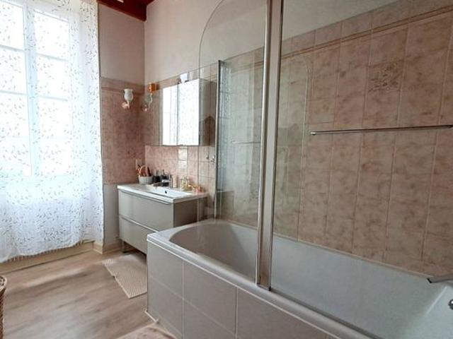 Maison vente à Saint-Jean-d'Angély, Les Touches-de-périgny