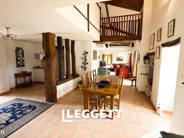 Maison vente à Nontron, Piégut-pluviers