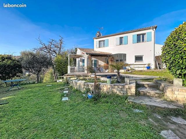 Maison vente à Aix-en-Provence, Gréasque