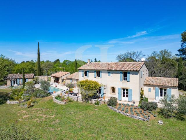 Maison vente à Apt, Ménerbes