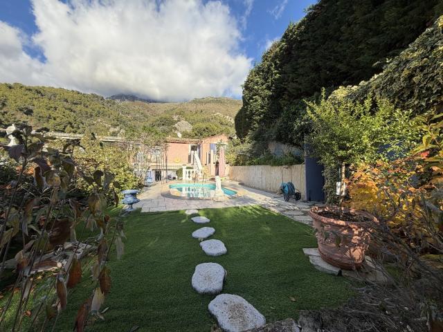 Maison vente à Menton, Alpes-Maritimes