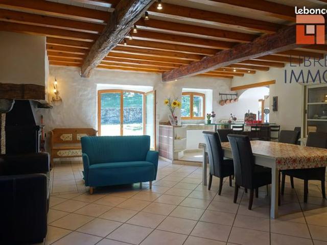 Maison vente à Oloron-Sainte-Marie, Gère-bélesten