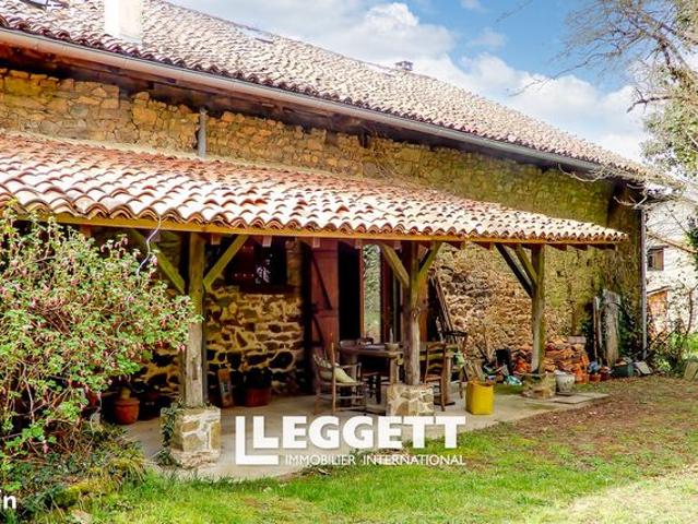 Maison vente à Rochechouart, Les Salles-lavauguyon