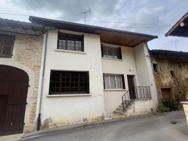 Maison vente à Montagna-le-Reconduit, Jura