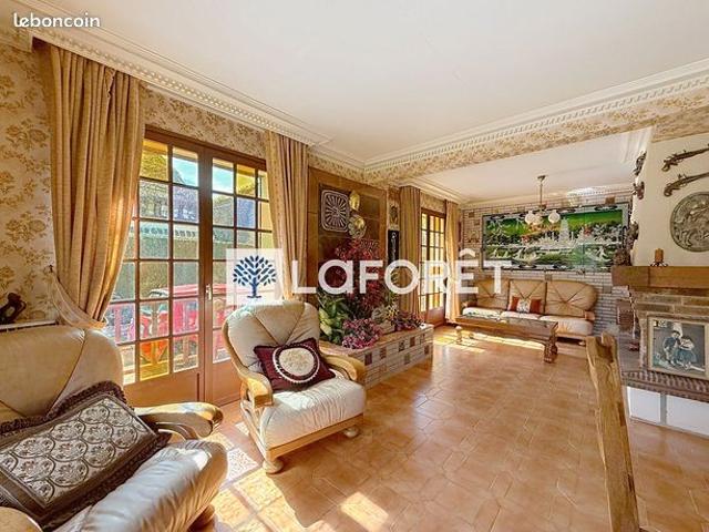 Maison vente à Rouen, Boos