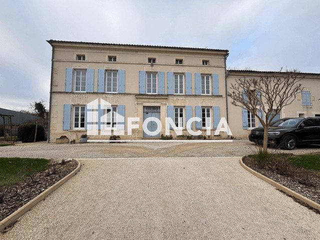 Maison vente à Saint-Jean-d'Angély, Les Touches-de-périgny
