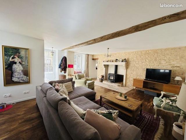 Maison vente à Niort, Mellé