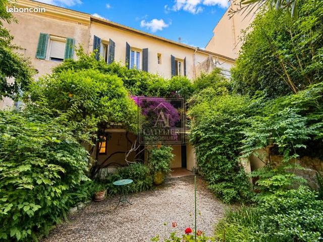 Maison vente à Arrondissement de Toulon, Toulon