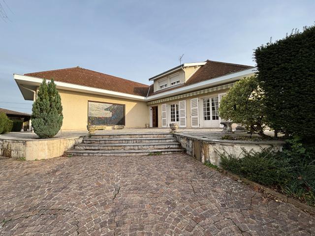 Maison vente à Bourg-en-Bresse, Bourg-en-bresse