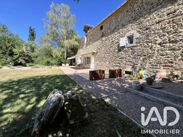Maison vente à Le Colombier, Chantelle