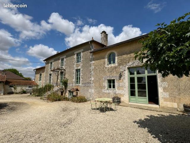 Maison vente à Poitiers, Nouvelle-Aquitaine