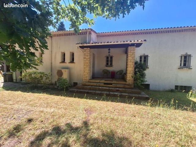Maison vente à Rochefort, Etaules