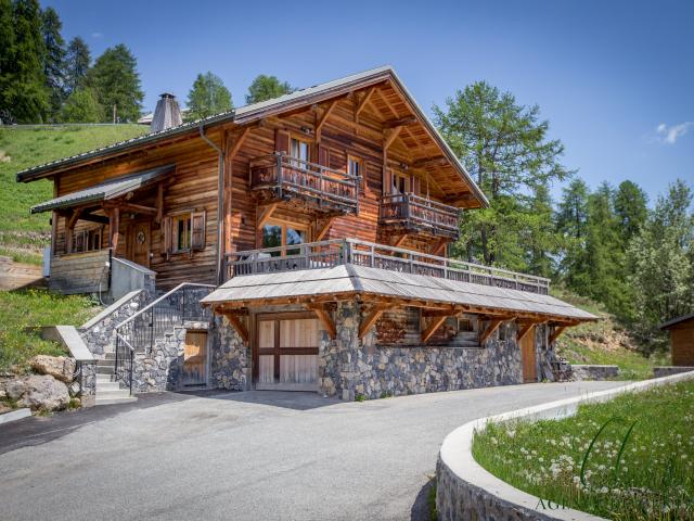 Maison vente à Combarionne, Péone