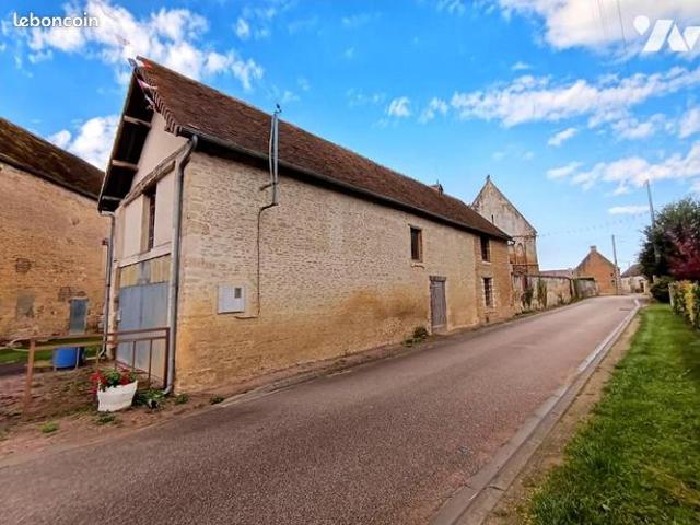 Maison vente à Coutances, Courcy