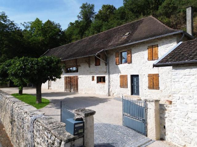 Maison vente à Belley, Groslée