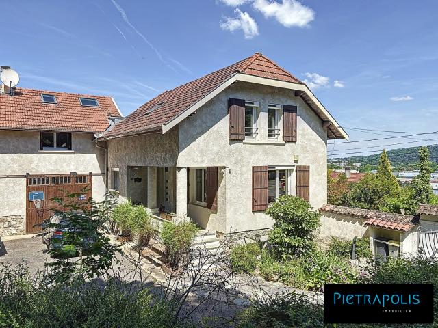 Maison vente à Métropole de Lyon, Auvergne-Rhône-Alpes