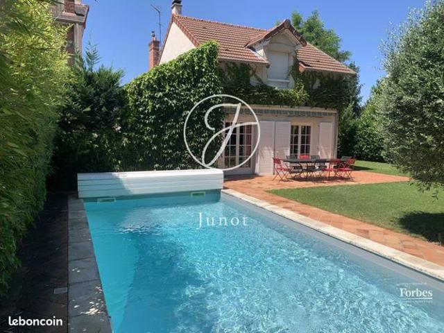 Maison vente à Saint-Germain-en-Laye, Le Vésinet
