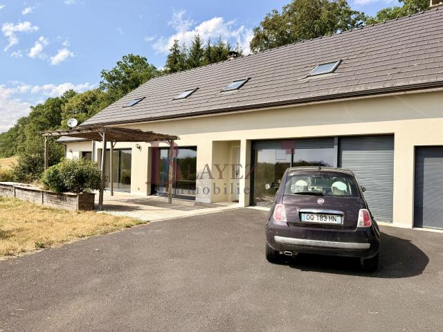Maison location à Ussel, Valiergues