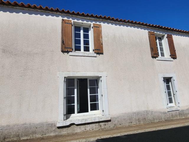 Maison vente à La Bougraine, Maillé
