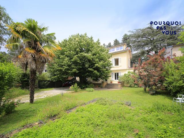 Maison vente à Métropole de Lyon, Auvergne-Rhône-Alpes