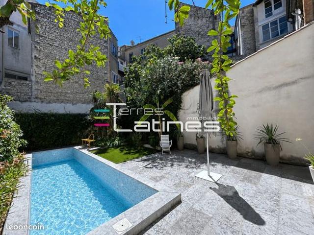 Maison vente à Nîmes, Gard