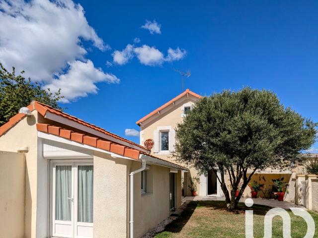 Maison vente à Saint-Seurin-sur-l'Isle, Gironde