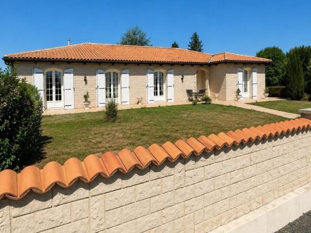 Maison vente à Confolens, Vars