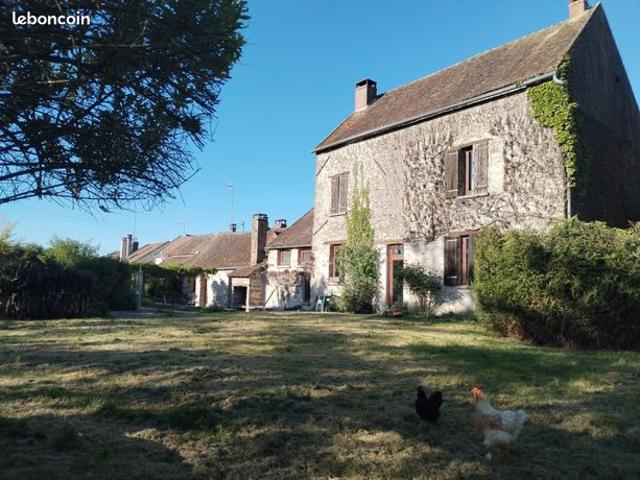 Maison vente à Fontainebleau, Villemer