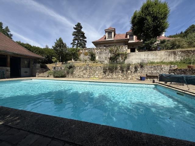 Maison vente à Thiers, Celles-sur-durolle