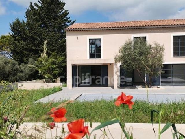 Maison vente à Arles, Fontvieille