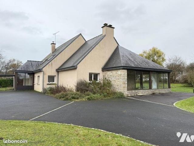Maison vente à Guingamp, Bretagne