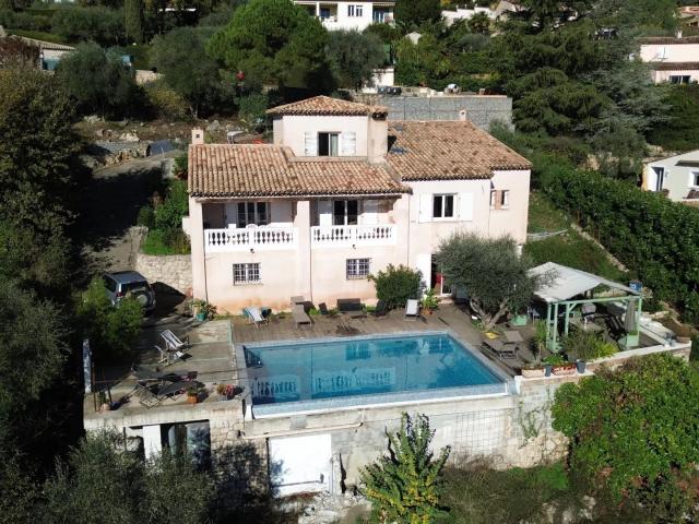 Maison vente à Grasse, Gattières