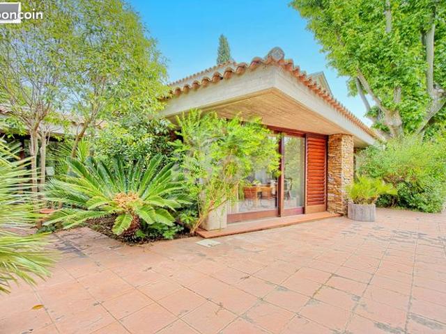 Maison vente à Arrondissement de Toulon, Toulon