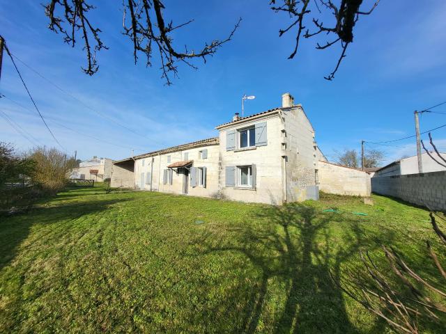 Maison vente à Saintes, Thénac