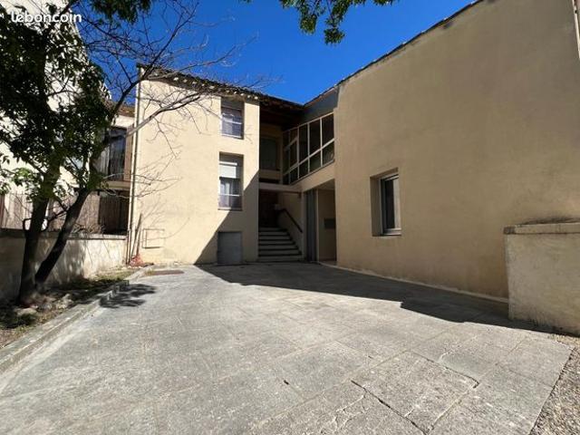 Maison vente à Arles, Barbentane